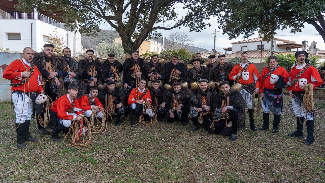 Il Carnevale Mamoiadino si rinnova con la nuova associazione di Mamuthones e Issohadores