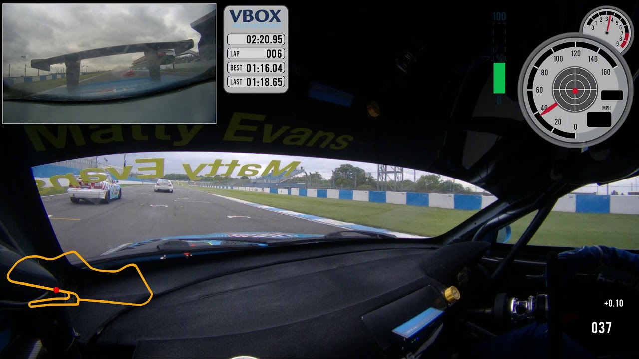 Matty Evans BMW Kumho Donnington Sept 17' - YouTube