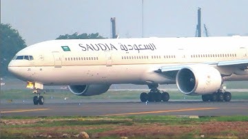 Boeing 777-300ER Saudia Take off Soekarno Hatta Airport CGK Jakarta