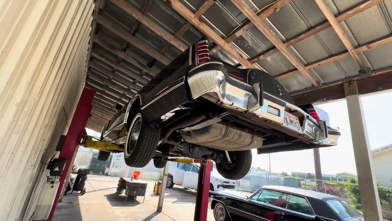Dark Blue 1979 Lincoln Mark V Collector's Series Undercarriage