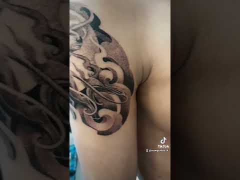 Video hình xăm full bắp tay cho e zai tuổi sửu . sd kim 9rl... - youtube