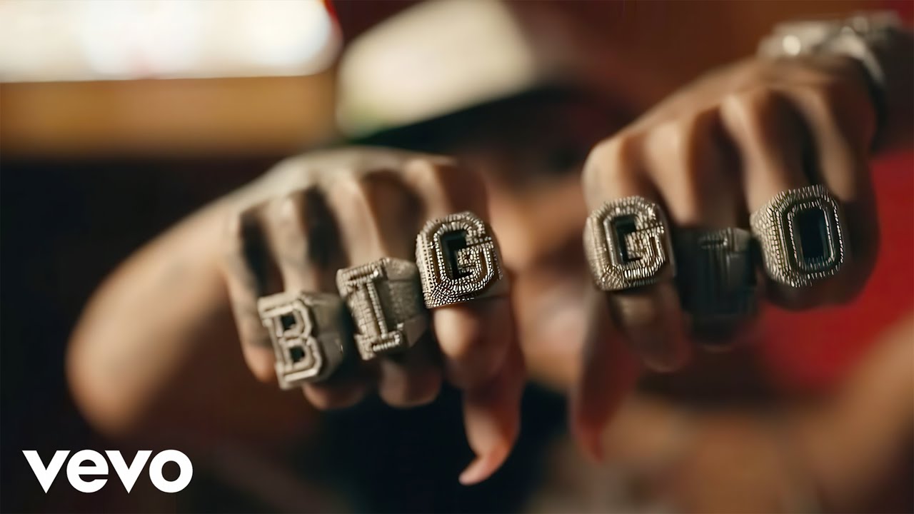 Moneybagg Yo ft. Glorilla & BigWalkDog – Still Trappin (Music Video)