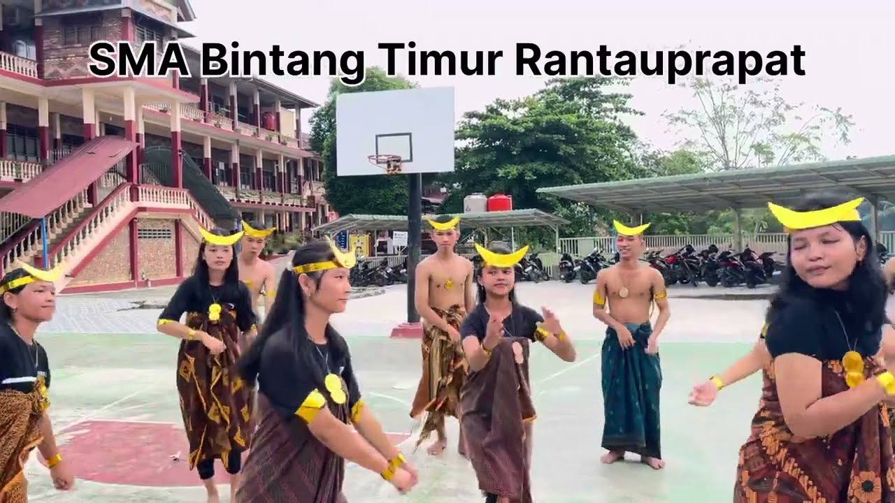 Tari Sirih Pinang (NTT) - XII MIA 1 SMA BINTANG TIMUR  RANTAUPRAPAT