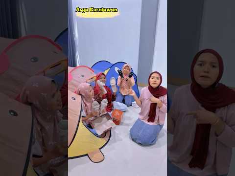 SEMUA BELI SANDAL LEBARAN,KALIAN UDAH BELI BELUM NIH #shorts