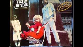 elton motello. 1978. victim of time.