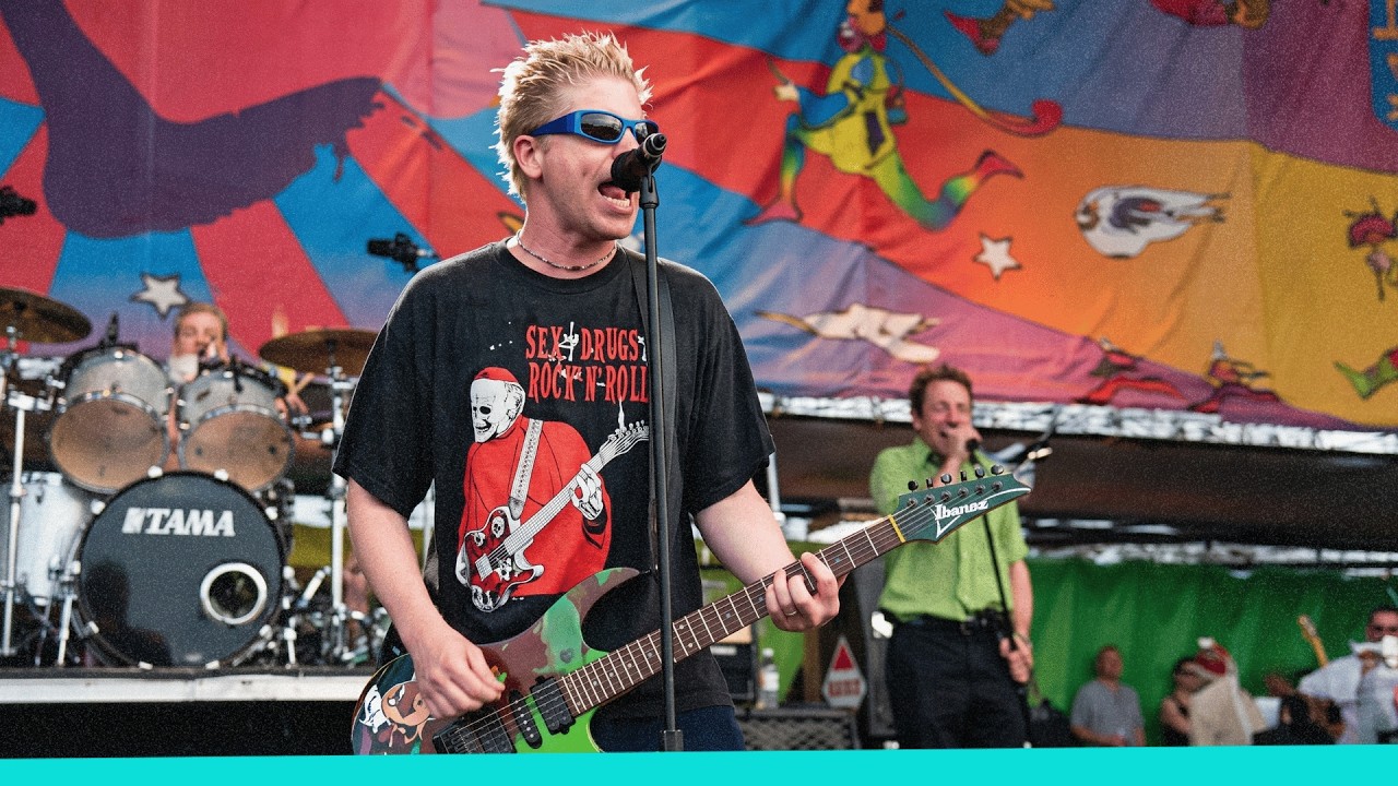 The Offspring's Greatest Live Moments of the '90s - YouTube