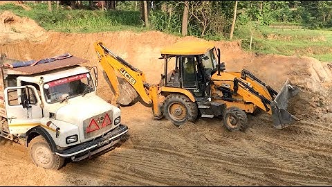 JCB VS Tripper Stunt ! JCB Backhoe Loading Soil In Tripper Dump