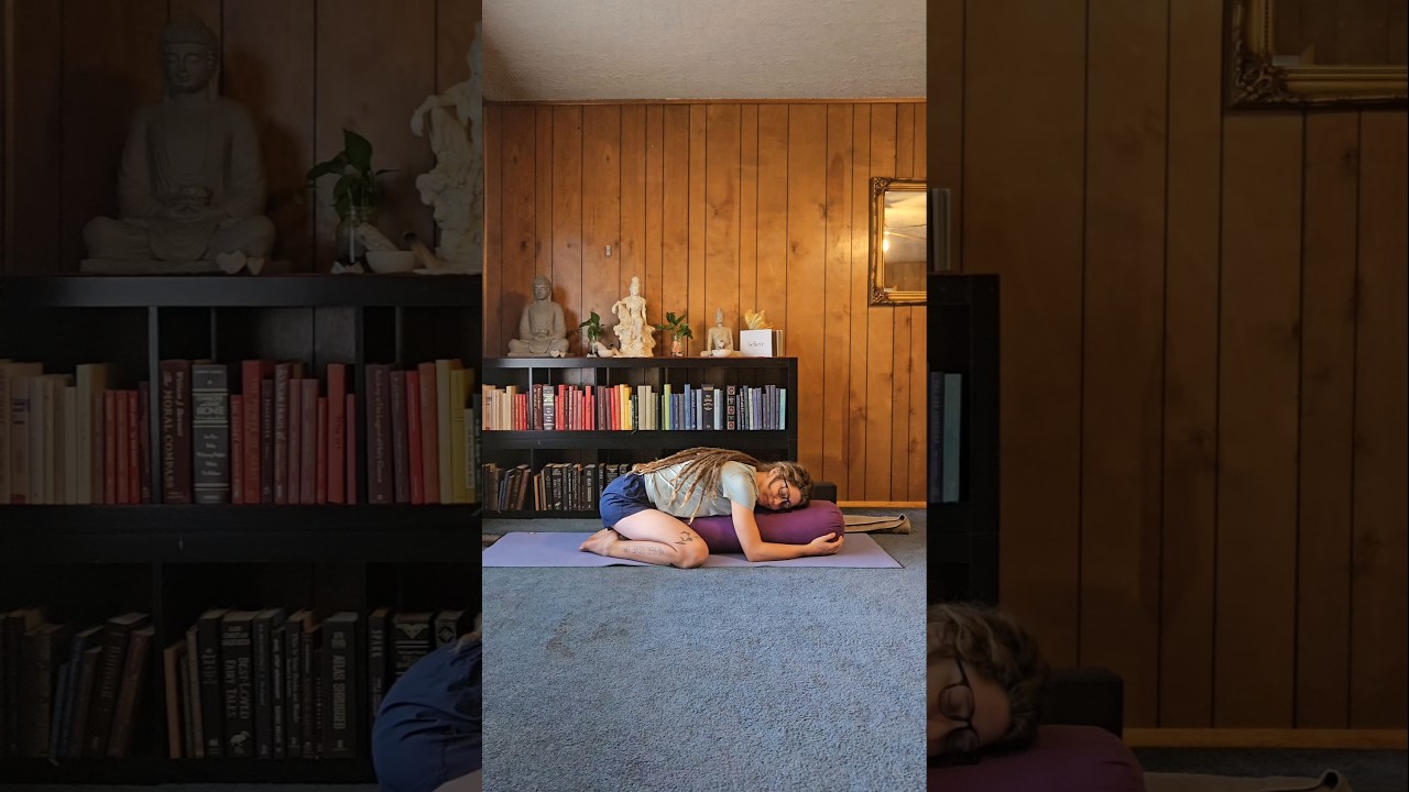 S04E03 Child's Pose: Props Play 