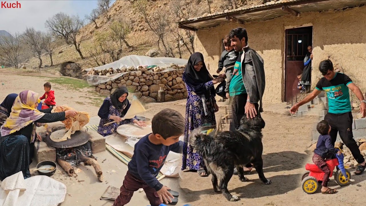 Nomadic Life in the Mountains: Baking Traditional Bread with Akram and Family 🏞️🍞