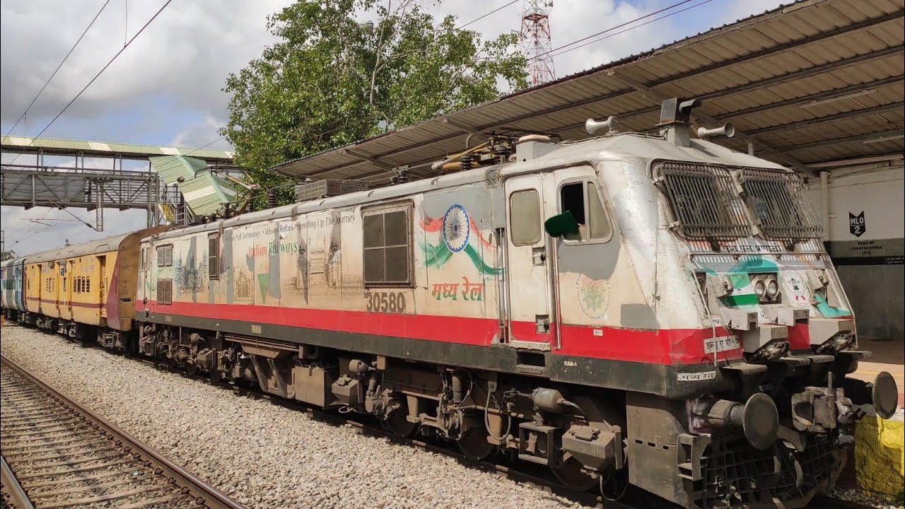 Mission Raftaar Mission Raftaar livery WAP-7 with Ypr-lko festival special - YouTube