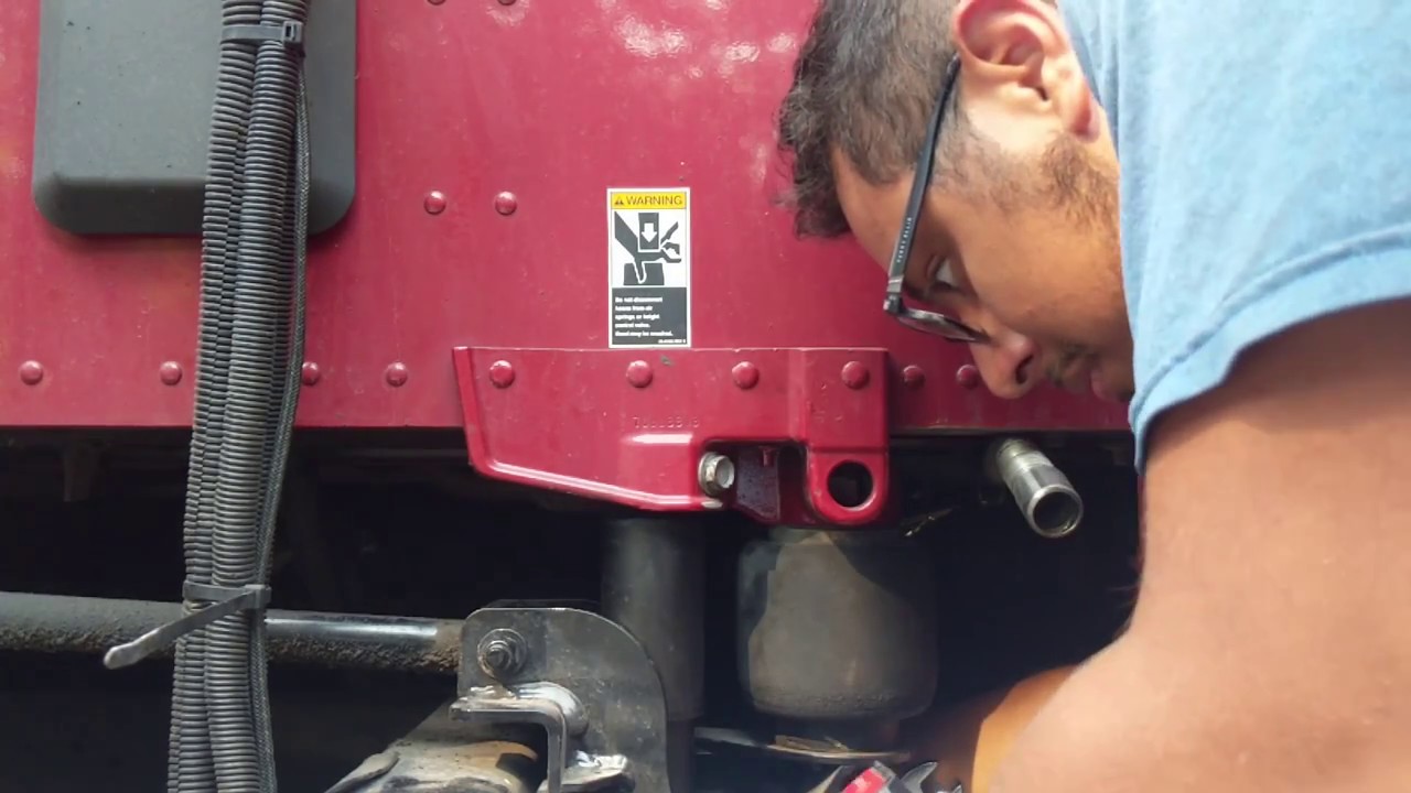 Cab shocks KW T680 how to part 1 YouTube