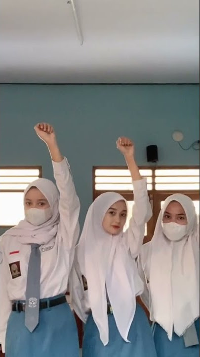 3 Cewek SMA Cantik Berjoget Tiktok