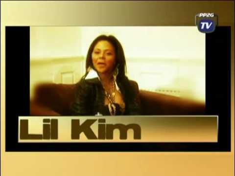 Lil'Kim congratulates Karl Kani