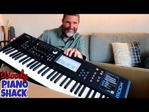 Yamaha MODX unboxing and demo!