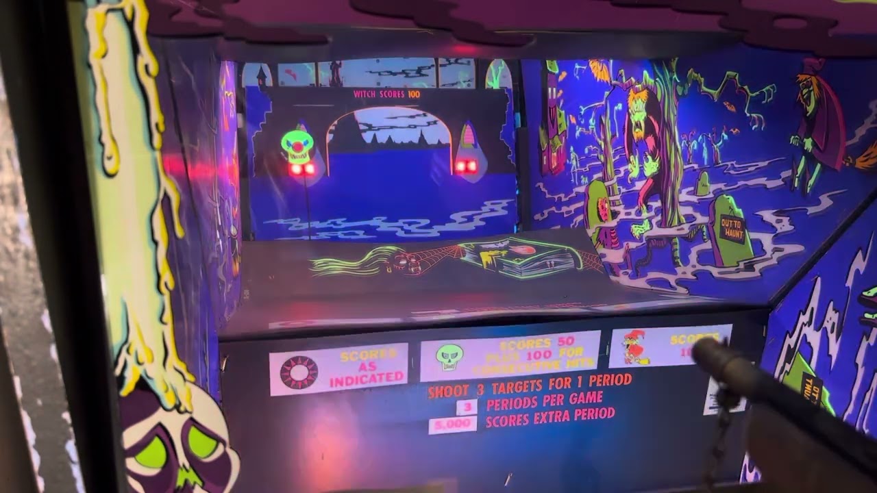 Williams SPOOKS Rifle Arcade Gun Game in Action