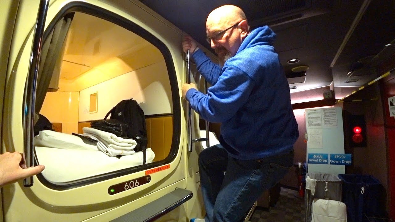 My 1st Capsule Hotel in Japan