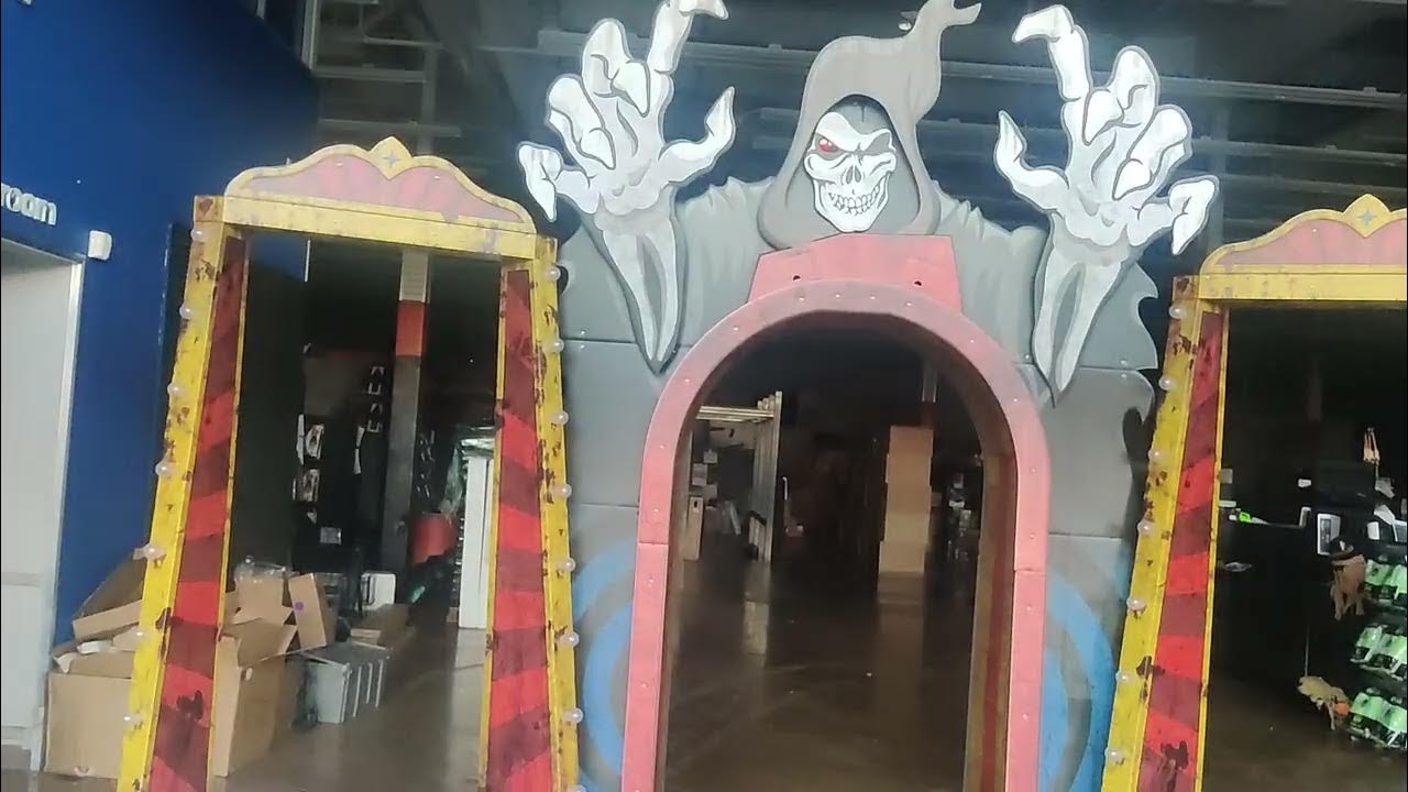 Spirit Halloween update 3 lots of progress theme Visalia California old