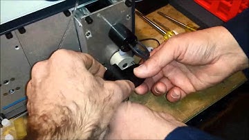 Autoanalyzer Troubleshooting Basics: Removing the Detector to Check Connections