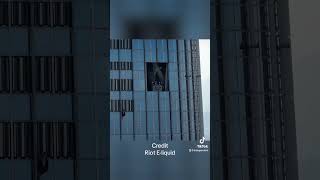 Man detained after climbing to 72nd floor of Seoul skyscraper #shorts