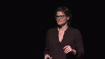 Style vs. Substance: Reading Bad Blood like a Rhetorical Critic | Lee Pierce | TEDxUGA