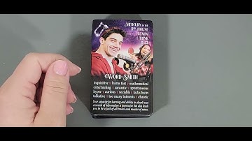 In2it Astro Persona Oracle - flip through