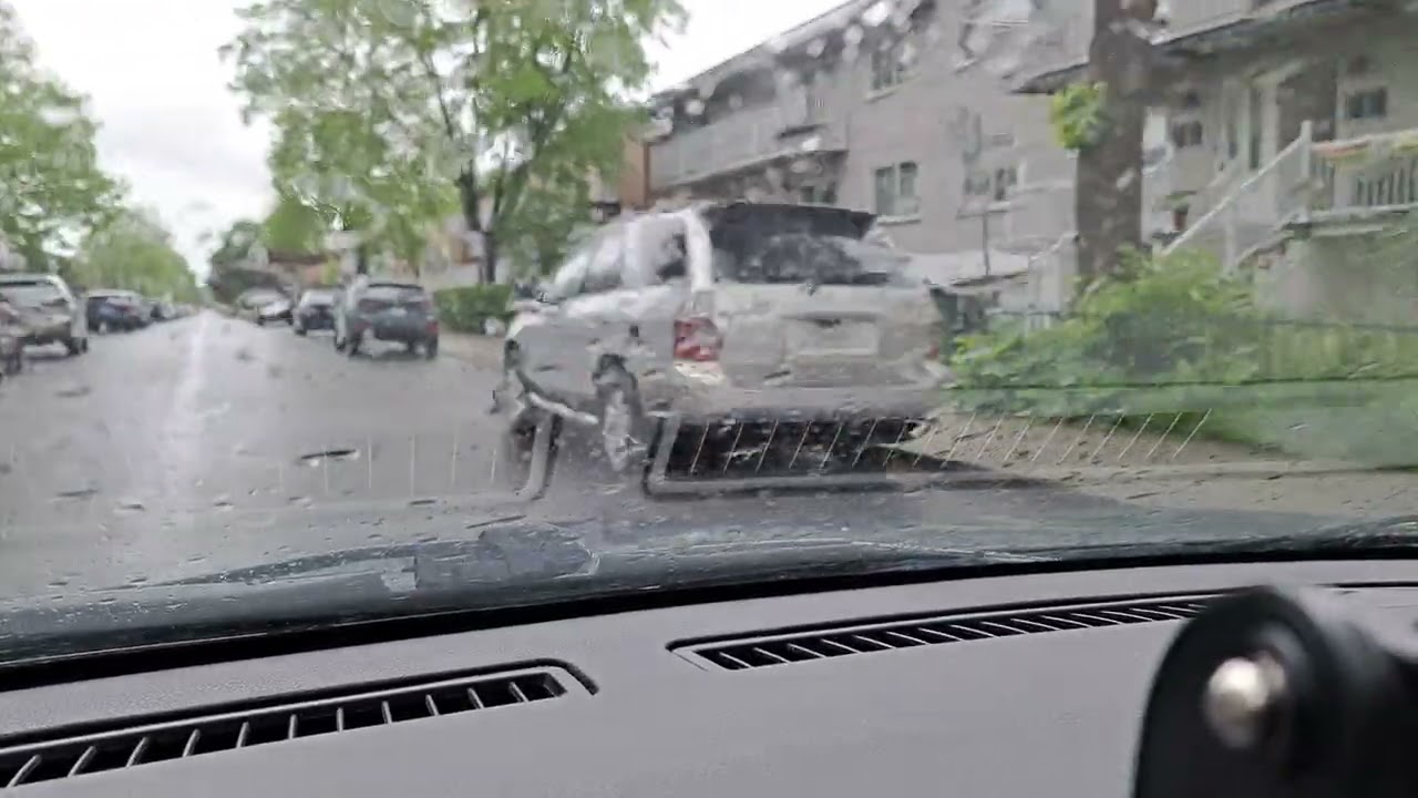 أجواء  صيفية  و  ممطرة  بمدينة  مونتريال  مقاطعة  كيبيك  كندا  🇨🇦 