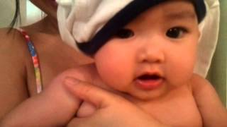 Avery's bath time!!