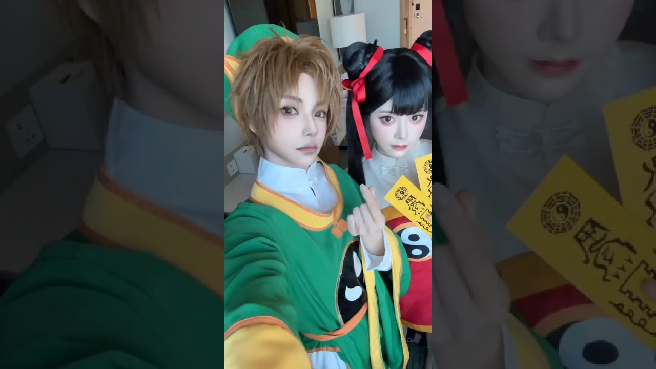 Cosplay dũng cảm vào Nhà ma Universal, dọa nhân viên chạy mất dép?! #meowcosplay #shorts