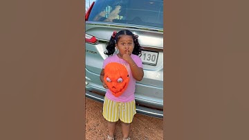 Cute girl pranks dad on camera 📸 🤪🤣#shorts #mistihappylifestyle #funny #prank