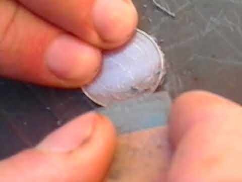 Vidéo: Comment nettoyer la vaisselle nickelée