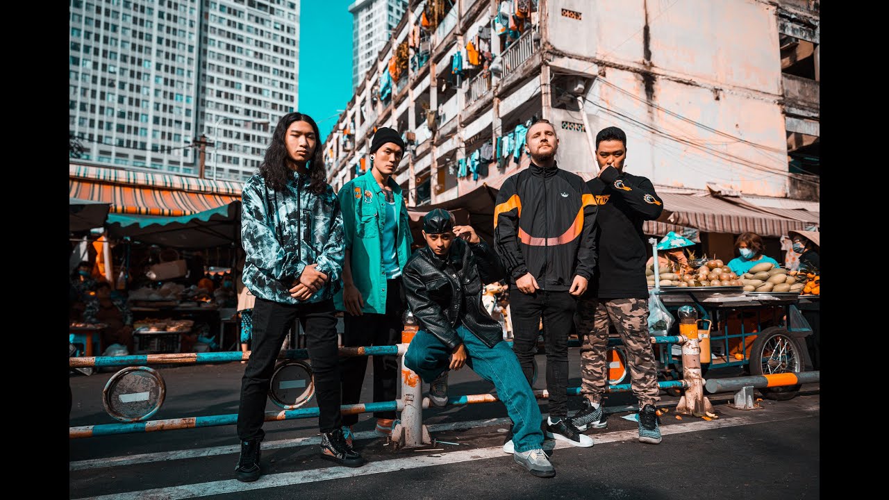 Watch District 105 - Miền nam tới công chiện (Southside overkill) feat. Lăng LD (M/V) on YouTube Watch District 105 - Miền nam tới công chiện (Southside overkill) feat. Lăng LD (M/V) on YouTube