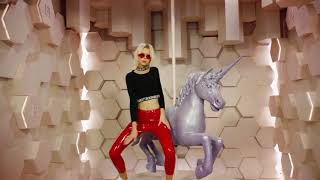 Bold Typography Fashion Promo