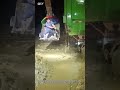 The Smart Way to Unload in Heavy Rain! 🌧️🦀 Simple Life Hack for Truck Drivers