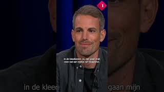 Wout Brama en Maud Roetgering over homoseksualiteit in het mannen- en vrouwenvoetbal | Op1