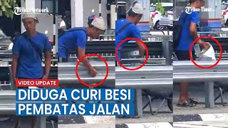 Viral! Pria Berbaju Biru Diduga Curi Besi Pembatas Jalan Tertangkap Kamera