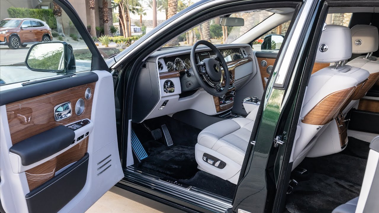 Bespoke Rolls-Royce Phantom Platino Has Seats Made From Bamboo