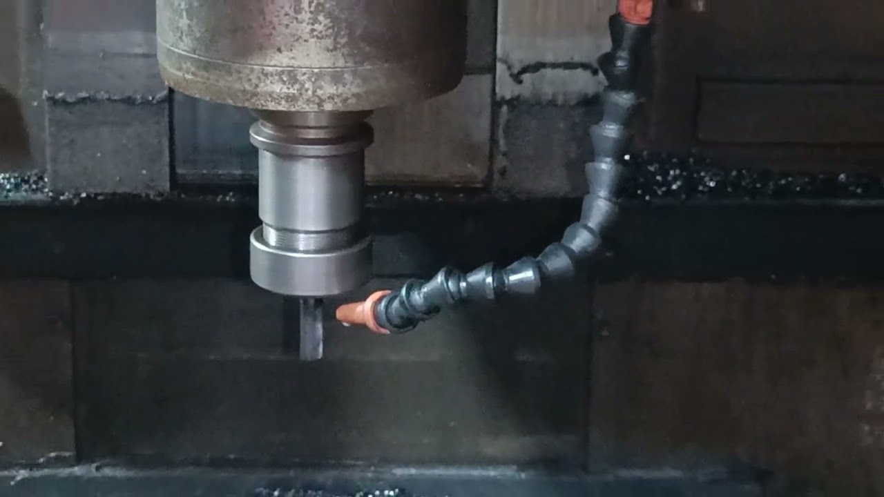 Cosmos CNC Machine Milling VMC Vertical Machining Center Available For ...