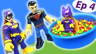 Imaginext Batgirl And Lego Batgirl Niece Meet Superboy Toy Video - Batgirls World Ep 4