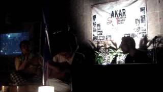 Download Lagu Ikhlas Tapi Jauh - Akar MP3