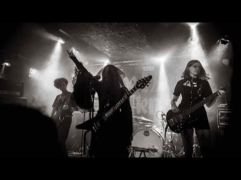 Intro + Woman In The Black Veil ( Live At Viper Room Vienna )