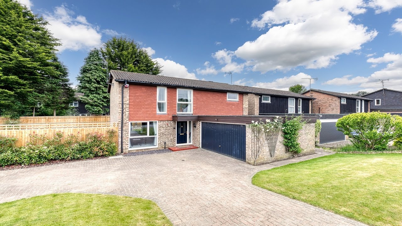 Cavendish Meads, Ascot Property Tour YouTube