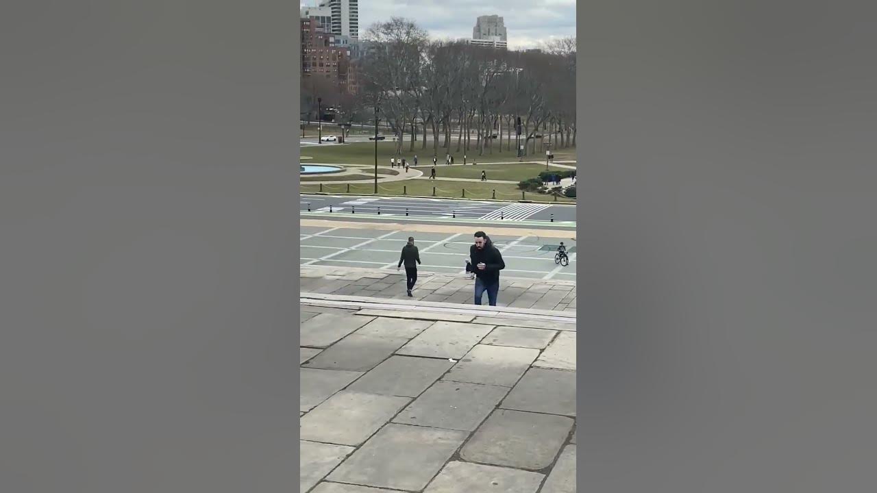 My trip to the famous Rocky steps in Philadelphia 🥊