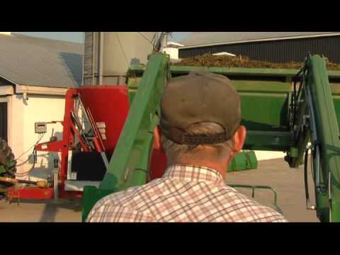 Jaylor: Loading your vertical TMR Mixer Correctly