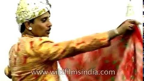 P C Sorcar makes the Victoria Memorial vanish from Kolkata!