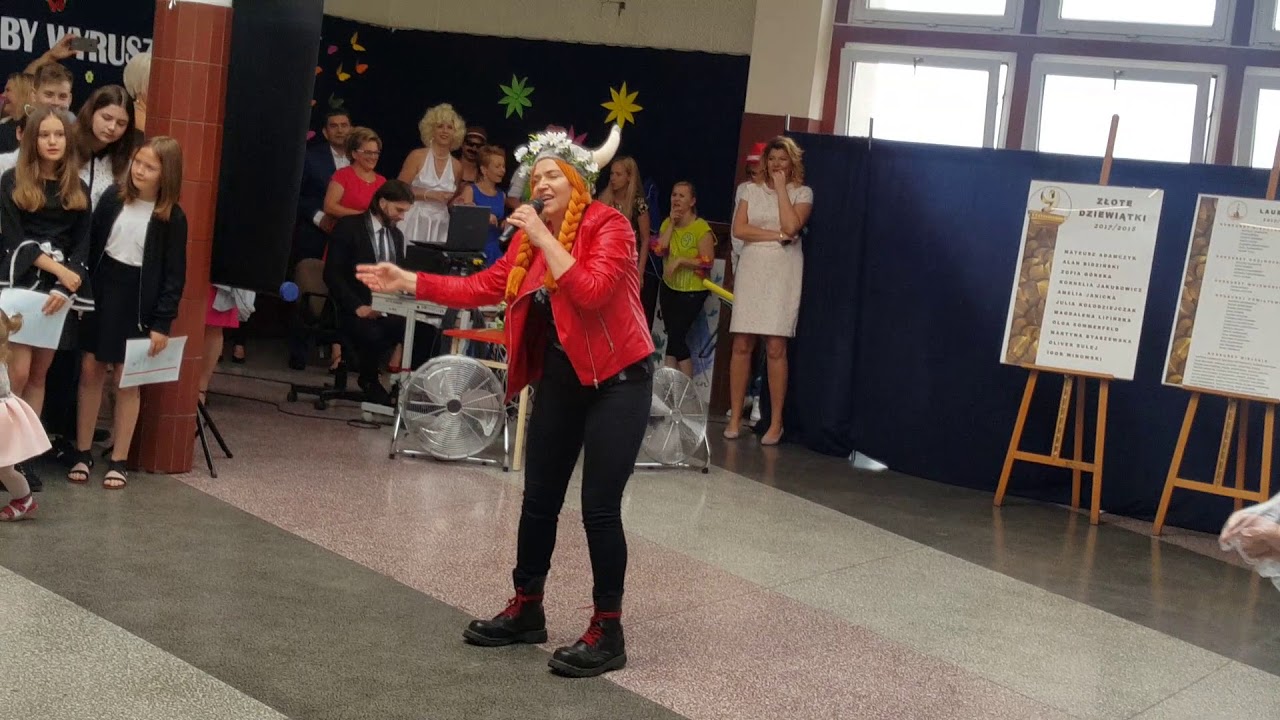 SP9 Konin - nauczyciele uczniom na rozpoczęcie wakacji