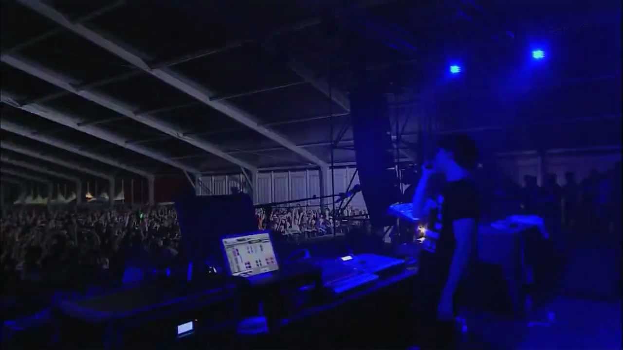 ライブレポート：Atari Teenage Riot＠代官山UNIT | PUBLIC IMAGE REPUBLIC