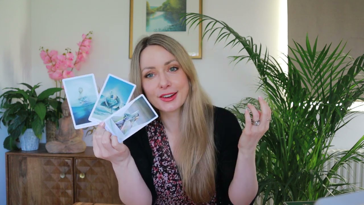 3rd PARTY KARMIC INTERFERING WITH DIVINE UNION // Channeled Love Messages Tarot