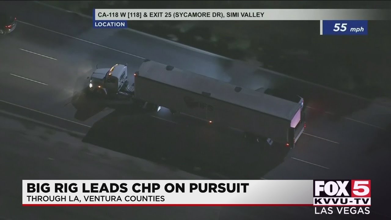 Reportedly stolen big rig leads California officers on pursuit - YouTube