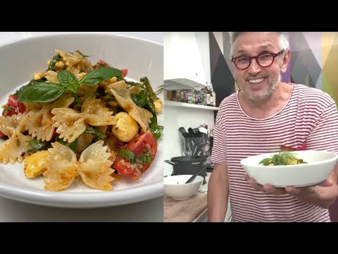 Pasta Fredda con Erbe Aromatiche, Pomodorini e Lupini al Profumo di Paprika