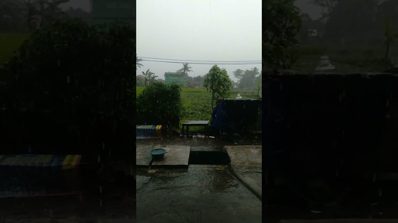 tiba tiba ada hujan angin mengerikan